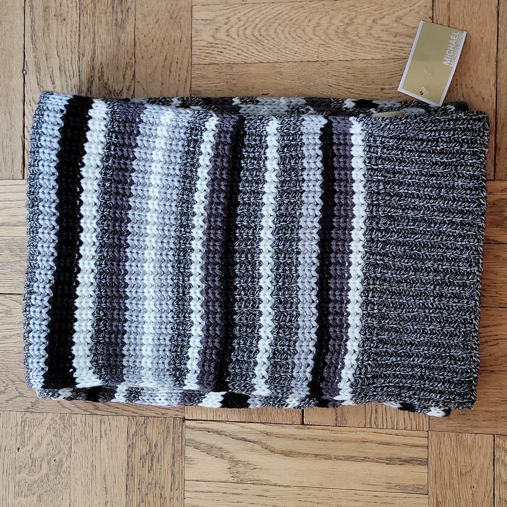 NEW/SCARF/MICHAEL KORS